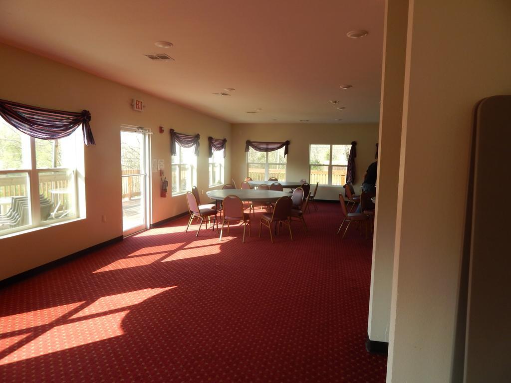 Ramada Branson Hotel And Resort Exterior foto